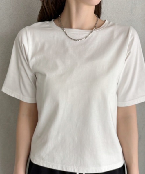 TREOVER(トレオーバー)の「ベーシックコンパクトTシャツ(Tシャツ/カットソー・レディース・ナチュラル/オフホワイト/ブラック/ネイビー/チャコール・FREE)」の6枚目の写真