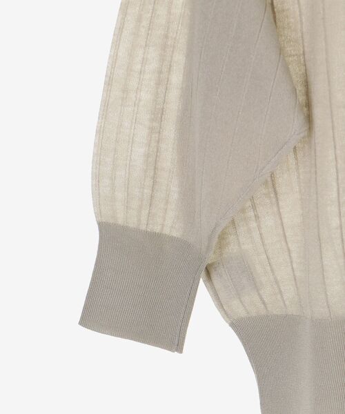 le.coeur blanc（ルクールブラン）の「《手洗い可能》シアーワイドリブラメVカーディガン（カーディガン/ボレロ・レディース・ネイビー/ベージュ/グレイッシュベージュ/ブルー・38）」の19枚目の写真