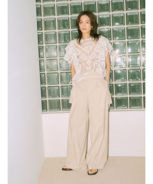 Htage(テージ)の「【Htage】サイドデザインリネン混タックパンツ(その他パンツ・レディース・アイボリー/ネイビー・SMALL/MEDIUM)」の4枚目の写真