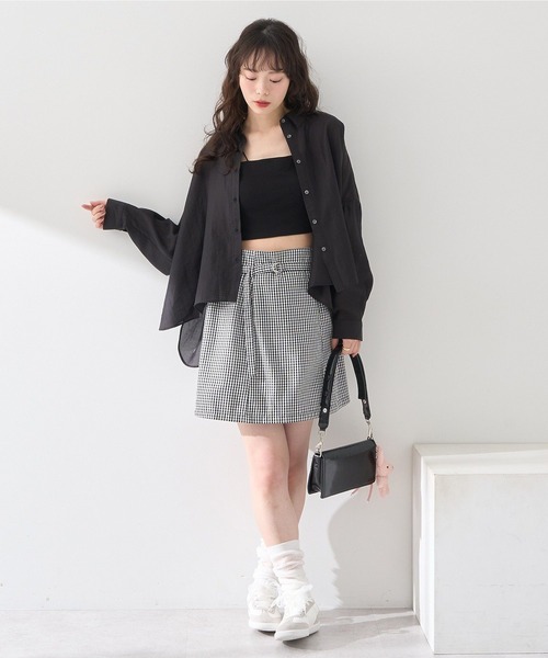 earth music&ecology(アースミュージックアンドエコロジー)の「アシメショルダーショートキャミソール(キャミソール・レディース・オフホワイト/ブルー/ブラック・S/M)」の11枚目の写真