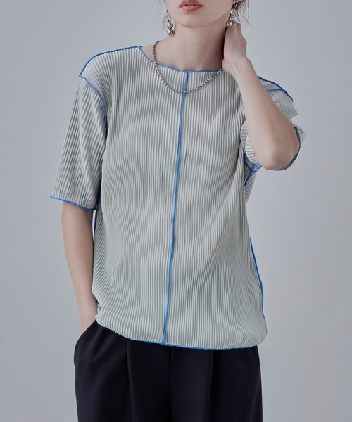 etoll.(エトル)の「配色プリーツメロートップス(Tシャツ/カットソー・レディース・ブラウン/グレー/アイボリー/ブラック・FREE)」の22枚目の写真