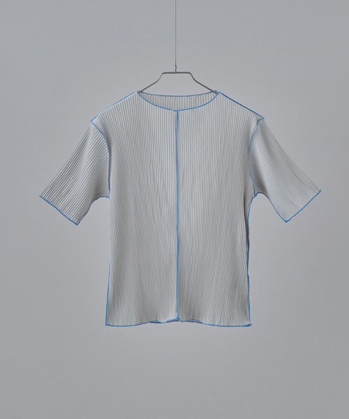 etoll.(エトル)の「配色プリーツメロートップス(Tシャツ/カットソー・レディース・ブラウン/グレー/アイボリー/ブラック・FREE)」の6枚目の写真