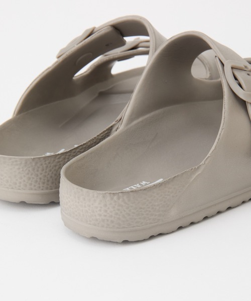 COLONY 2139（コロニートゥーワンスリーナイン）の「EVAサンダル（サンダル・レディース・ホワイト/ブラック/グレイッシュベージュ・MEDIUM/LARGE）」の13枚目の写真