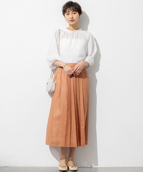 23区 S(ニジュウサンクチイサイサイズ)の「【洗える】LIBECOリネン ボリュームスリーブ ブラウス(シャツ/ブラウス・レディース・ホワイト系/ダークブラウン系/ふじ色系/スカイブルー系/オールドローズ系/ダークグリーン系・32)」の15枚目の写真