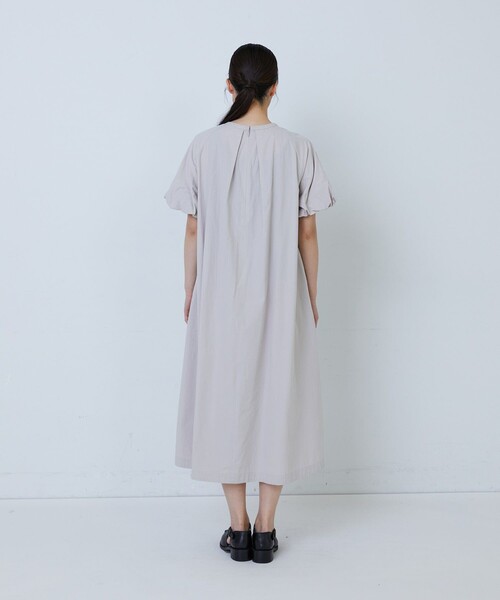LOISIR(ロワズィール)の「【MTサイズ有り】コットンワッシャーローンバルーンスリーブワンピース(ワンピース・レディース・ベージュ・M/MT)」の9枚目の写真