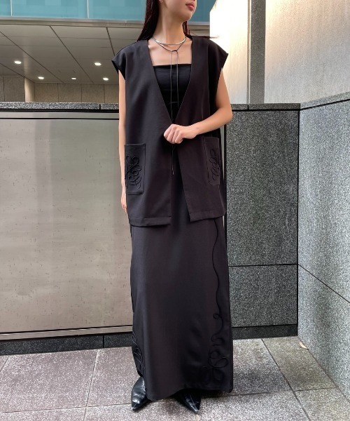 AIC.(エーアイシー)の「コード刺繍ロングスカート/セットアップ可能(スカート・レディース・ライトグレー/ブラック・FREE)」の16枚目の写真
