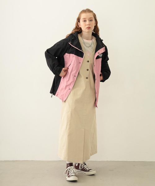 MILKFED.(ミルクフェド)の「CORDUROY JUMPER SKIRT(ワンピース・レディース・チャコール/ベージュ/パープル・ONE SIZE)」の21枚目の写真
