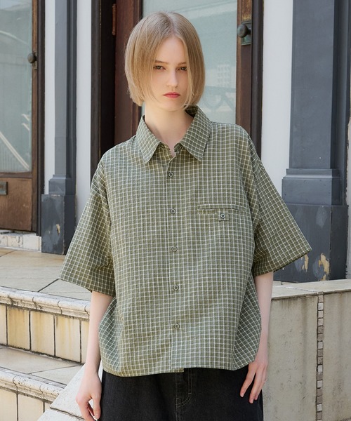 Regen Glanz（レーゲングランツ）の「cropped check shirt/クロップドチェックシャツ（シャツ/ブラウス・メンズ・グリーン/ブラック/ベージュ・LARGE/MEDIUM）」の3枚目の写真