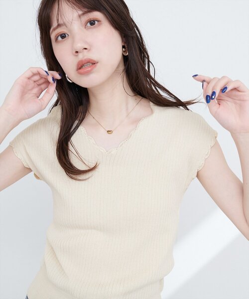natural couture(ナチュラルクチュール)の「かぎ針風ちびスカラップフレンチリブニット(ニット/セーター・レディース・ブルー/アイボリー/ブラック/ブラウン・FREE)」の8枚目の写真