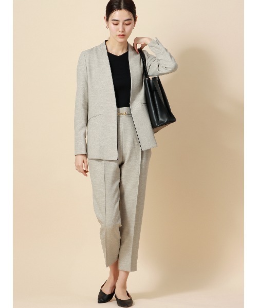 SUIT SQUARE（スーツスクエア）の「パイピングジャケット Vカラー ウォッシャブル スラブツイード 無地（ノーカラージャケット・レディース・ベージュ系・36(7号)/40(11号)）」の3枚目の写真