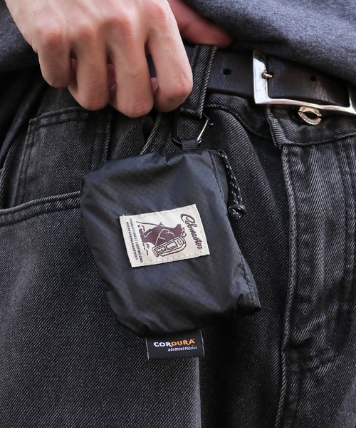 COBMASTER(コブマスター)の「COBMASTER/コブマスター COB-CR FLAT POUCH カラビナ付きポーチ(ポーチ・メンズ・ミント/イエロー/ブラウン/オレンジ/パープル/ブラック/ホワイト/グリーン・FREE)」の2枚目の写真