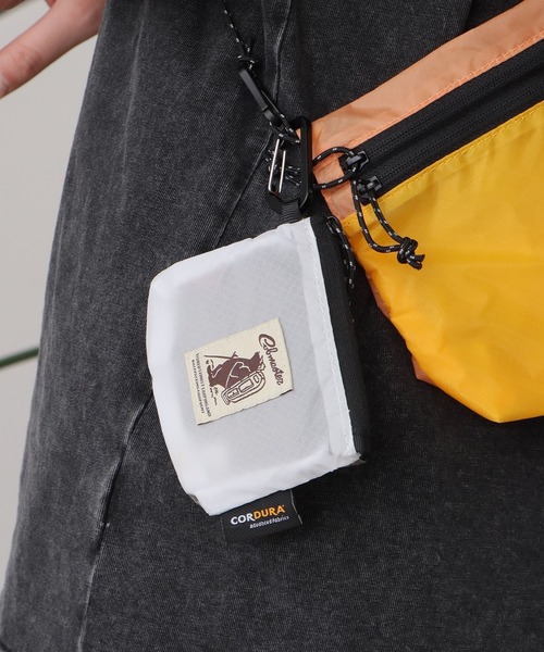 COBMASTER(コブマスター)の「COBMASTER/コブマスター COB-CR FLAT POUCH カラビナ付きポーチ(ポーチ・メンズ・ミント/イエロー/ブラウン/オレンジ/パープル/ブラック/ホワイト/グリーン・FREE)」の10枚目の写真
