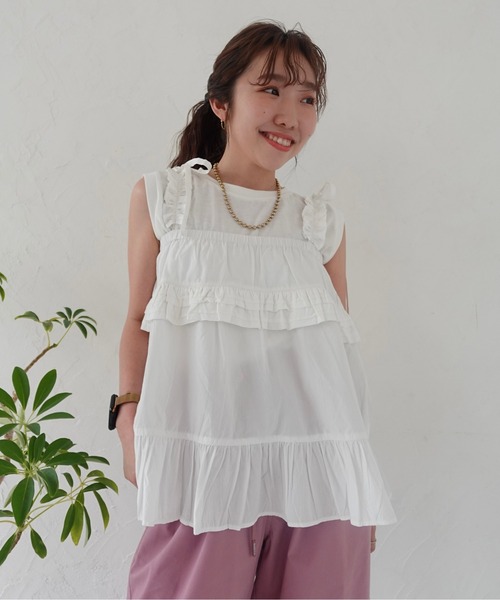 RODEO CROWNS WIDE BOWL（ロデオクラウンズワイドボウル）の「2WAYフリルキャミソール（その他トップス・レディース・ブラック/オフホワイト/ブルー・FREE）」の2枚目の写真