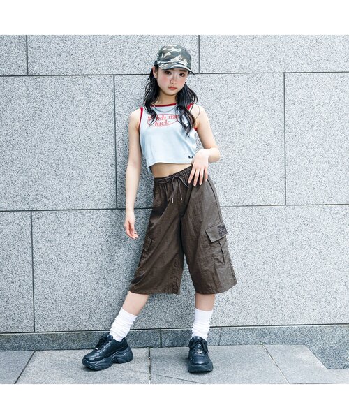 algy（アルジー）の「接触冷感カーゴワイドハーフパンツ（カーゴパンツ・キッズ・チャコール/ブラック・SMALL/MEDIUM/X-SMALL/XX-SMALL）」の3枚目の写真