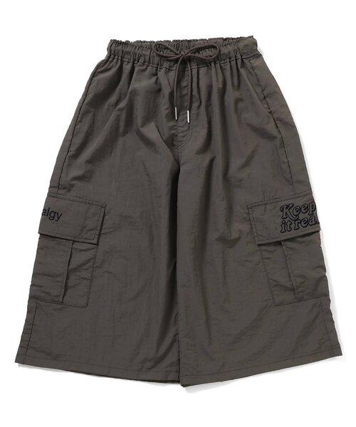 algy（アルジー）の「接触冷感カーゴワイドハーフパンツ（カーゴパンツ・キッズ・チャコール/ブラック・SMALL/MEDIUM/X-SMALL/XX-SMALL）」の5枚目の写真