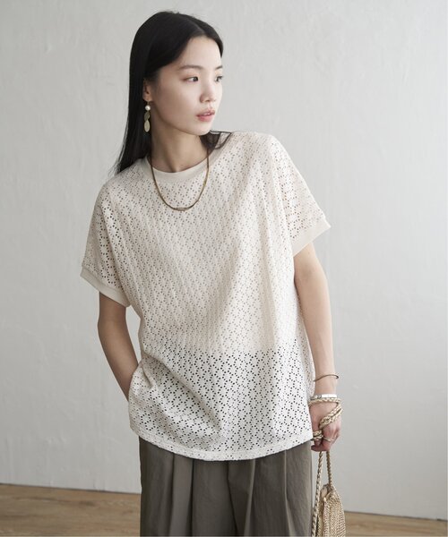 LBC（エルビーシー）の「【プチプラ1990円（税抜）】アイレットレースプルオーバー（Tシャツ/カットソー・レディース・ホワイト/ブラック/グレイッシュベージュ/ブルー/グリーン・L/M）」の19枚目の写真