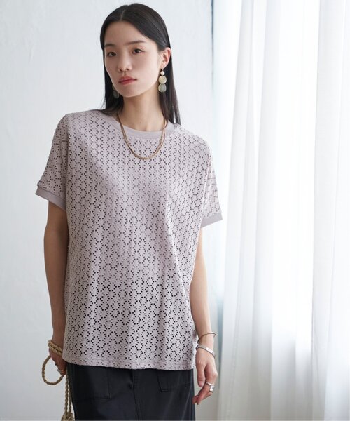 LBC（エルビーシー）の「【プチプラ1990円（税抜）】アイレットレースプルオーバー（Tシャツ/カットソー・レディース・ホワイト/ブラック/グレイッシュベージュ/ブルー/グリーン・L/M）」の22枚目の写真