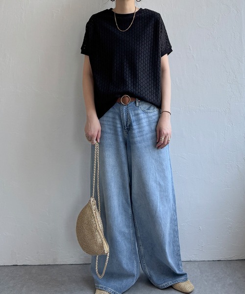 LBC（エルビーシー）の「【プチプラ1990円（税抜）】アイレットレースプルオーバー（Tシャツ/カットソー・レディース・ホワイト/ブラック/グレイッシュベージュ/ブルー/グリーン・L/M）」の6枚目の写真