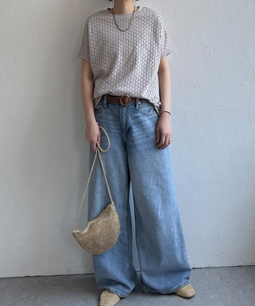 LBC（エルビーシー）の「【プチプラ1990円（税抜）】アイレットレースプルオーバー（Tシャツ/カットソー・レディース・ホワイト/ブラック/グレイッシュベージュ/ブルー/グリーン・L/M）」の7枚目の写真