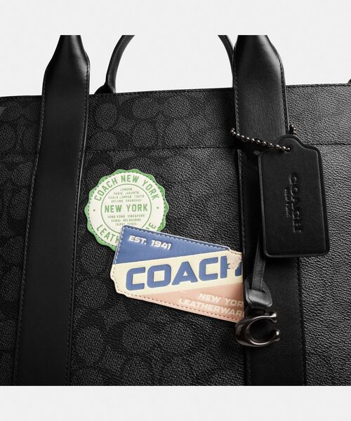 COACH(コーチ)の「【オンライン限定】ウェスリー トート・シグネチャー キャンバス・パッチ(トートバッグ・メンズ・ブラック系その他・ONE)」の7枚目の写真