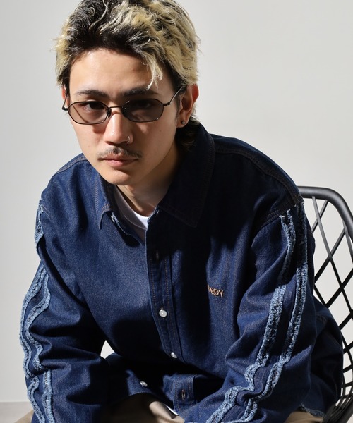NERDY(ノルディ)の「NYデニムシャツ(シャツ/ブラウス・メンズ・ブルー/ネイビー・S/M/L)」の15枚目の写真