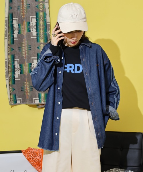 NERDY(ノルディ)の「NYデニムシャツ(シャツ/ブラウス・メンズ・ブルー/ネイビー・S/M/L)」の3枚目の写真