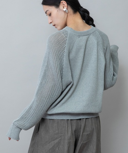 Munich（ミューニック）の「14GGゴム地編み×透かし編みスリーブニットプルオーバー（Tシャツ/カットソー・レディース・ブラック/グレー/グリーン/イエロー・FREE）」の3枚目の写真