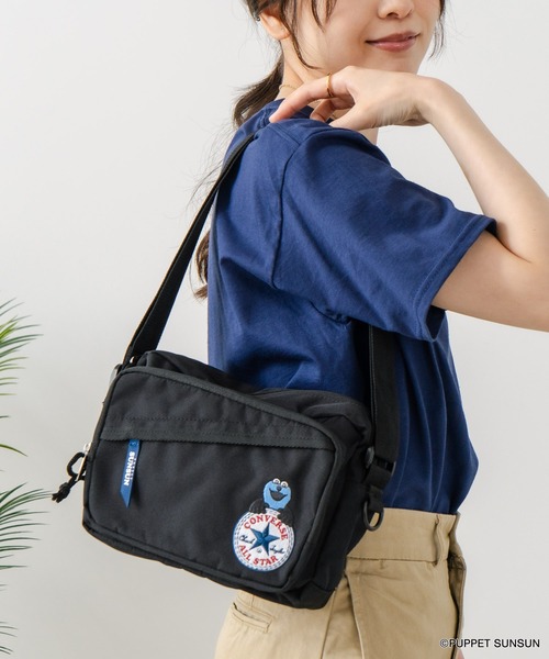 CONVERSE(コンバース)の「【CONVERSE/コンバース】SUNSUN MINI SHOULDER BAG/パペットスンスン コラボ/ミニショルダーバッグ(ショルダーバッグ・レディース・アイボリー/ブラック/ベージュ・FREE)」の22枚目の写真