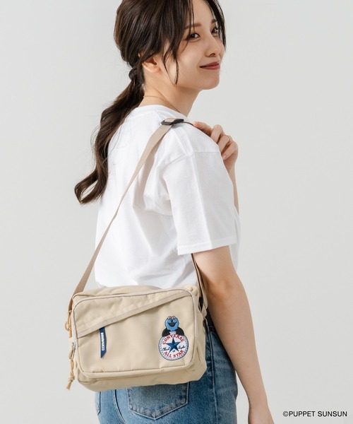 CONVERSE(コンバース)の「【CONVERSE/コンバース】SUNSUN MINI SHOULDER BAG/パペットスンスン コラボ/ミニショルダーバッグ(ショルダーバッグ・レディース・アイボリー/ブラック/ベージュ・FREE)」の16枚目の写真
