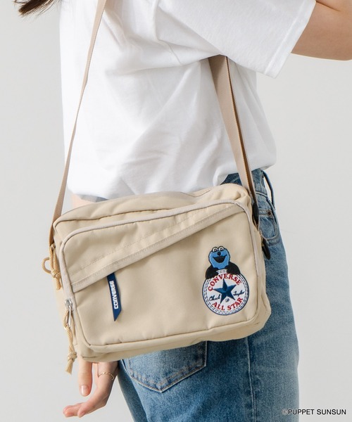 CONVERSE(コンバース)の「【CONVERSE/コンバース】SUNSUN MINI SHOULDER BAG/パペットスンスン コラボ/ミニショルダーバッグ(ショルダーバッグ・レディース・アイボリー/ブラック/ベージュ・FREE)」の17枚目の写真