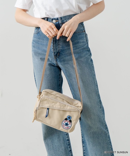 CONVERSE(コンバース)の「【CONVERSE/コンバース】SUNSUN MINI SHOULDER BAG/パペットスンスン コラボ/ミニショルダーバッグ(ショルダーバッグ・レディース・アイボリー/ブラック/ベージュ・FREE)」の21枚目の写真