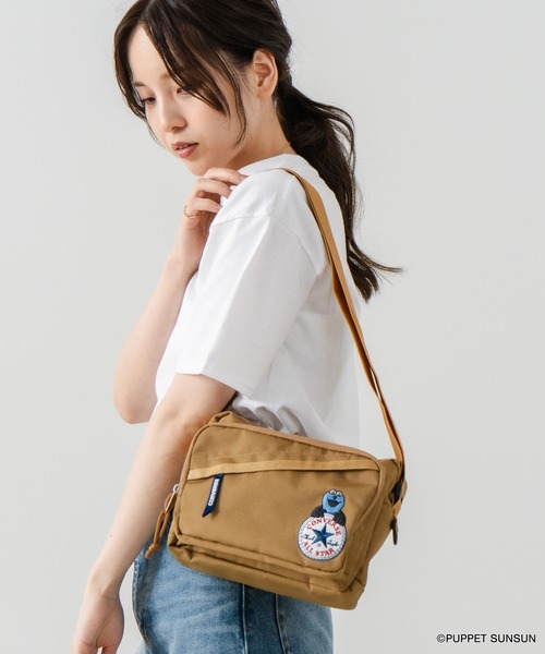 CONVERSE(コンバース)の「【CONVERSE/コンバース】SUNSUN MINI SHOULDER BAG/パペットスンスン コラボ/ミニショルダーバッグ(ショルダーバッグ・レディース・アイボリー/ブラック/ベージュ・FREE)」の20枚目の写真