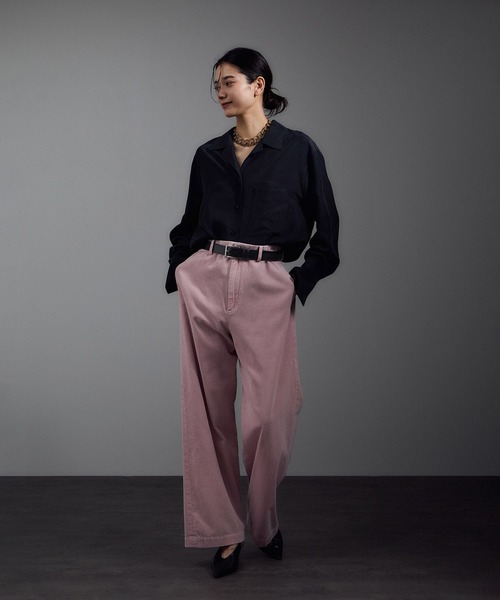 SALON adam et rope'（サロン アダム エ ロペ）の「【W S（ドゥーブル）】レザースクエアバックルベルト（ベルト・レディース・ブラック/ベージュ系その他・FREE）」の3枚目の写真