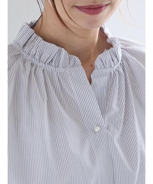 Te chichi（テチチ）の「パターンアソートスタンドフリルブラウス（シャツ/ブラウス・レディース・サックスブルー/オフホワイト/グレー/イエロー・F）」の8枚目の写真