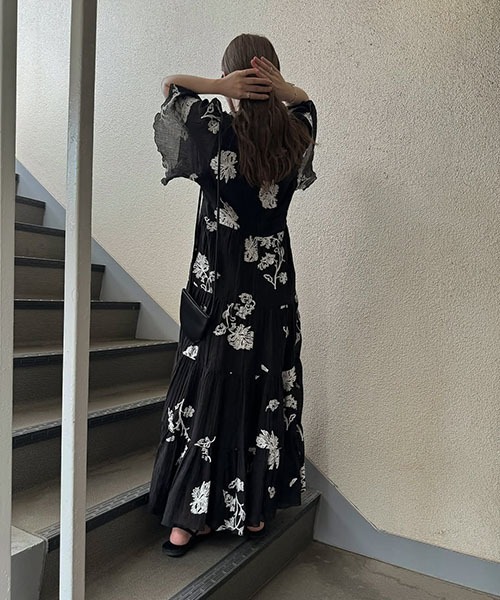 セール】embroidery cachecoeur panel tiered OP（ワンピース