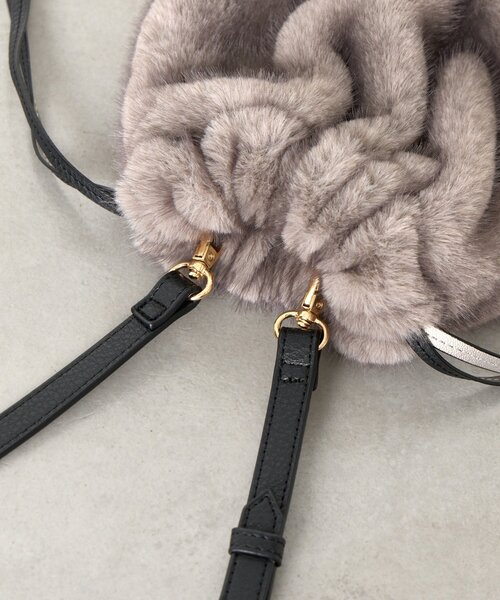 Jena espace merveilleux（ジェナ　エスパスメルヴェイユ）の「マルチWAYファーバッグ（トートバッグ・レディース・ブラック/モカ・FREE）」の16枚目の写真