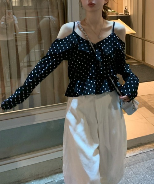 gossip！ロサンゼルス（ゴシップロサンゼルス）の「ドット オフショルダー キャミソールデザインフリルブラウス（シャツ/ブラウス・レディース・ブラック・M）」の10枚目の写真