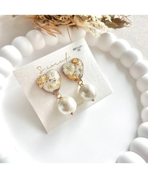 VIBGYOR(ヴィブジョー)の「【S.coeuf】金属アレルギー対応イヤリング かすみ草ハート×コットンパール(MA)(イヤリング・レディース・グレー系/ホワイト/ブラック・FREE)」の10枚目の写真
