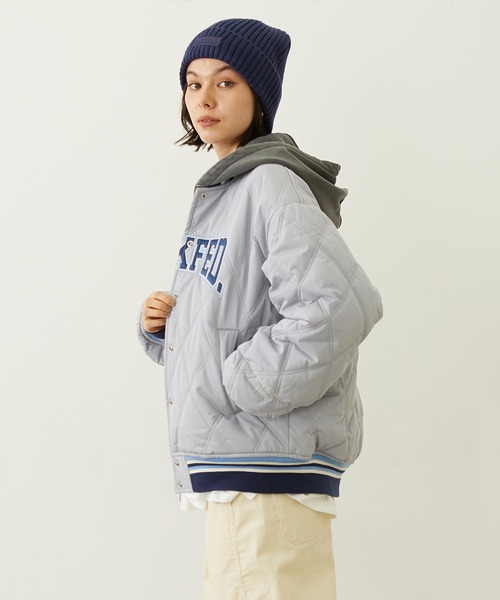 ミルク フェド スタジャン SATIN LOGO PATCH QUILTED JACKET（スタジャン）｜MILKFED
