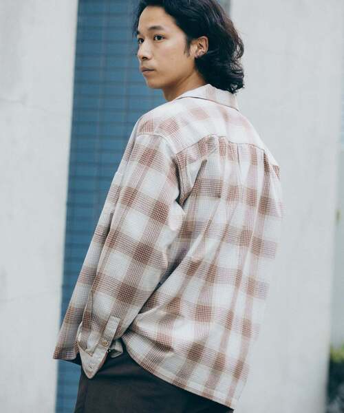 FIVE BROTHER（ファイブブラザー）の「FIVE BROTHER /ファイブブラザー 別注 オンブレチェック シャツ（シャツ/ブラウス・メンズ・ブラック/ブラウン/ネイビー・MEDIUM/LARGE）」の7枚目の写真