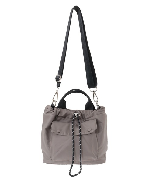 Green Parks(グリーンパークス)の「・furry rate ナイロンドロートート(ハンドバッグ・レディース・ブラック/グレイッシュベージュ・FREE)」の13枚目の写真