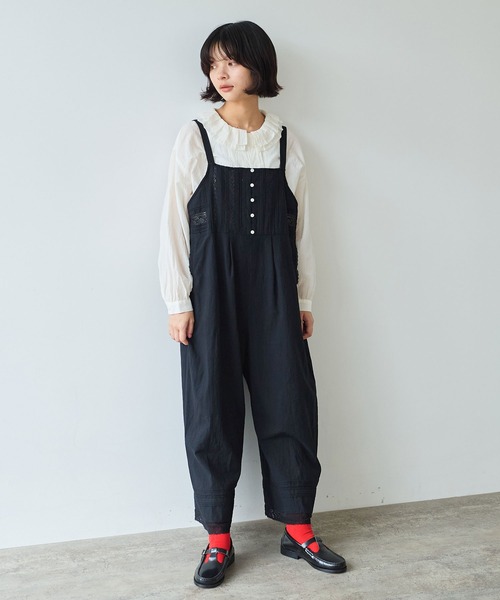 bulle de savon（ビュルデサボン）の「《early spring》lace patchwork サロペット（サロペット/オーバーオール・レディース・ブラック/ホワイト・FREE）」の5枚目の写真