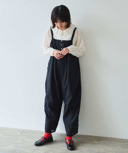 bulle de savon（ビュルデサボン）の「《early spring》lace patchwork サロペット（サロペット/オーバーオール・レディース・ブラック/ホワイト・FREE）」の6枚目の写真
