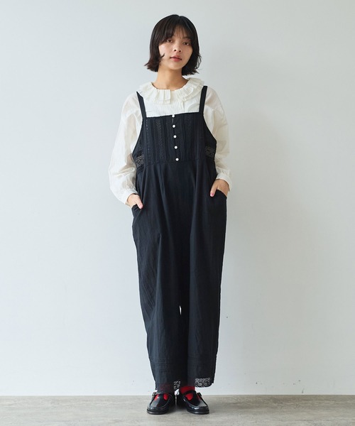 bulle de savon（ビュルデサボン）の「《early spring》lace patchwork サロペット（サロペット/オーバーオール・レディース・ブラック/ホワイト・FREE）」の3枚目の写真