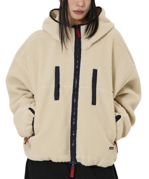 OY(オーワイ)の「『OY/オーワイ』CROP FLEECE HOODIE JACKET/クロップフリースフードジャケット(その他アウター・レディース・アイボリー/ブラック・L)」の2枚目の写真