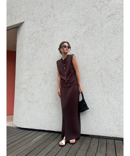 TRUNC（トランクエイティーエイト）の「Metal button Knit Vest（ベスト・レディース・ブラック/ブラウン・FREE）」の11枚目の写真