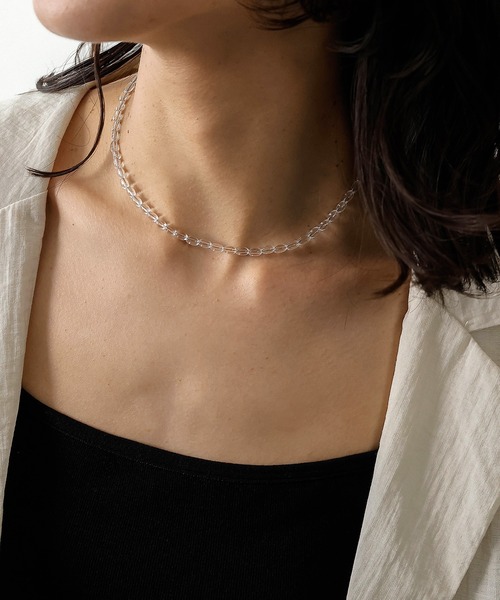 emesuelee(エメスーリー)の「クリアビーズネックレス(ネックレス・レディース・グリーン/レッド/ブラウン/ブラック/ホワイト・フリー)」の2枚目の写真