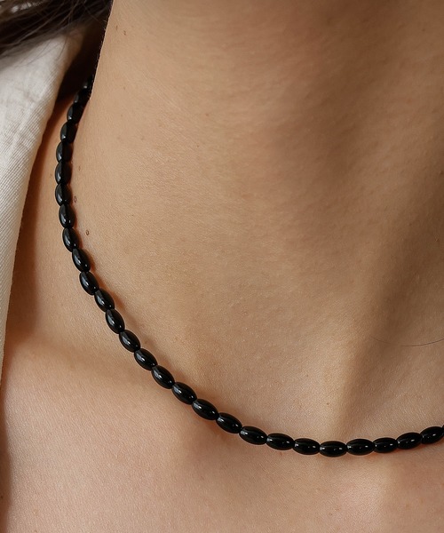 emesuelee(エメスーリー)の「クリアビーズネックレス(ネックレス・レディース・グリーン/レッド/ブラウン/ブラック/ホワイト・フリー)」の3枚目の写真