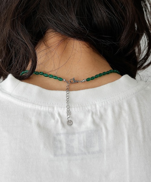 emesuelee(エメスーリー)の「クリアビーズネックレス(ネックレス・レディース・グリーン/レッド/ブラウン/ブラック/ホワイト・フリー)」の12枚目の写真
