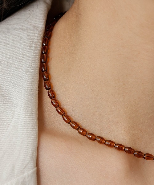 emesuelee(エメスーリー)の「クリアビーズネックレス(ネックレス・レディース・グリーン/レッド/ブラウン/ブラック/ホワイト・フリー)」の10枚目の写真